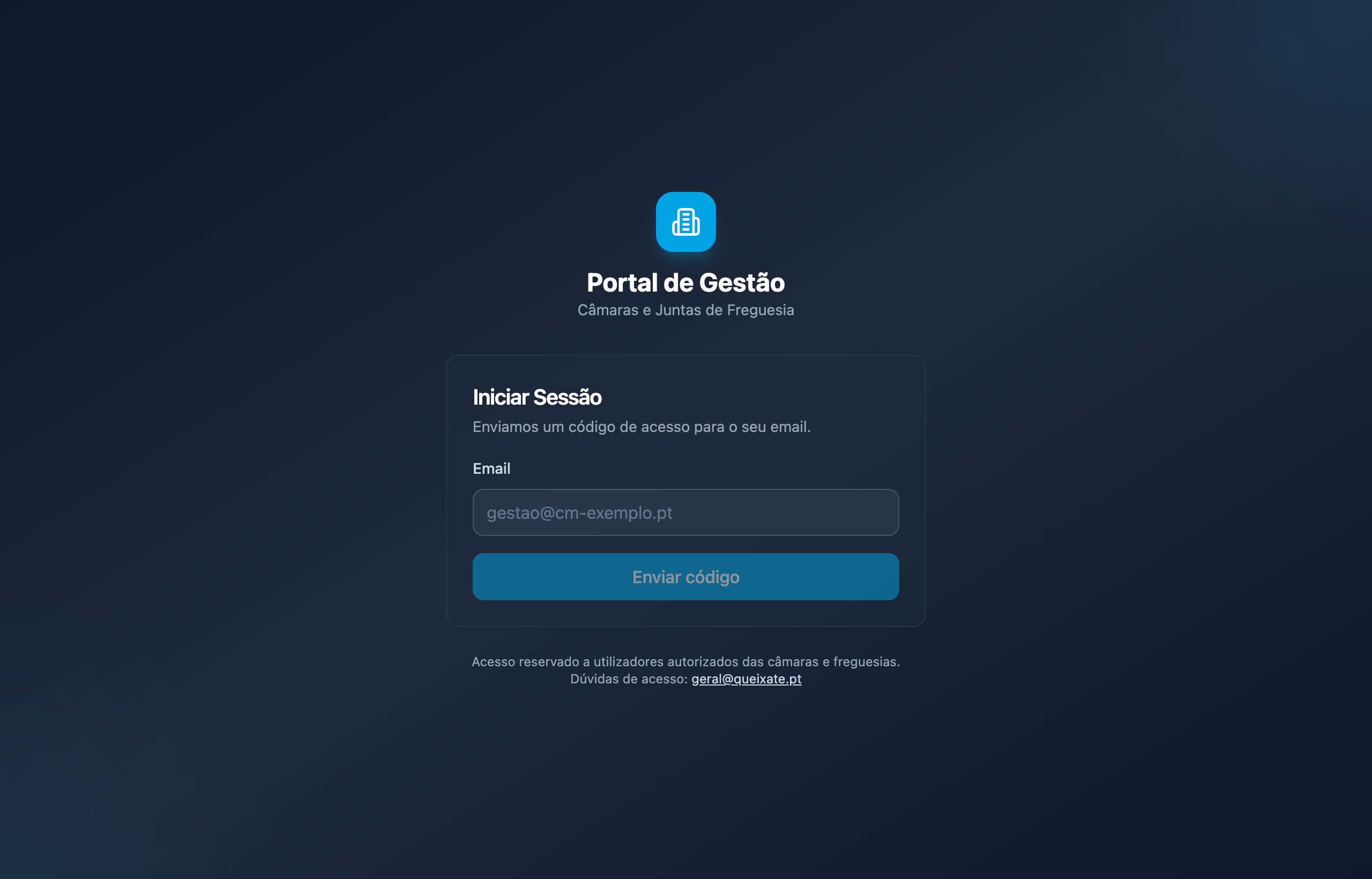 Ecrã de login do Portal de Gestão, com o campo de email e o botão "Enviar código".